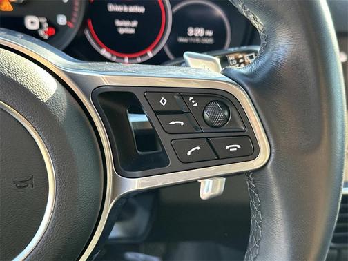 2022 Porsche Cayenne Platinum Edition