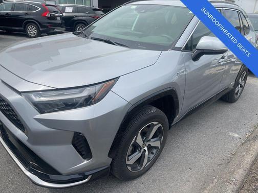 Silver Sky Metallic 2023 Toyota RAV4 Prime SE