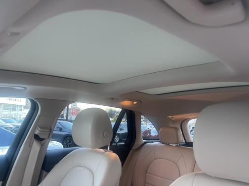 2020 Mercedes-Benz GLC 300 4MATIC