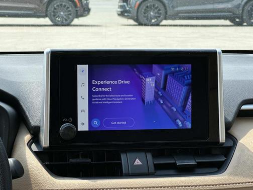 Ice Cap 2023 Toyota RAV4 LE
