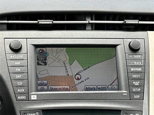 2010 Toyota Prius III