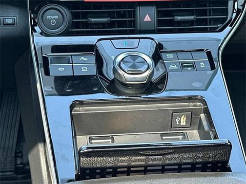 2025 Toyota bZ4X XLE