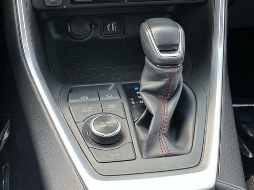 Magnetic Gray Metallic 2023 Toyota RAV4 Prime SE