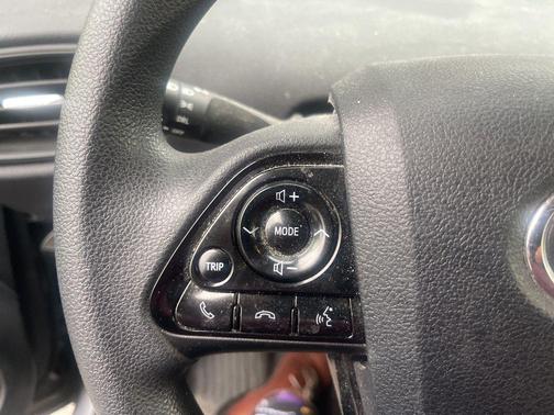 2019 Toyota Prius LE