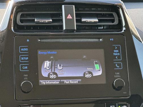 2019 Toyota Prius LE