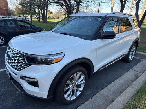 STAR WHITE MET TRI-COAT 2022 Ford Explorer Platinum