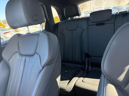 2025 Audi Q5 45 S line Premium