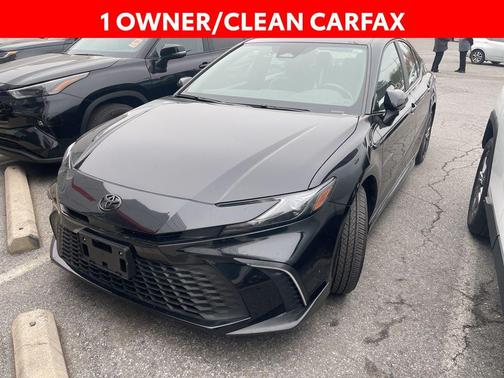 Midnight Black Metallic 2025 Toyota Camry SE
