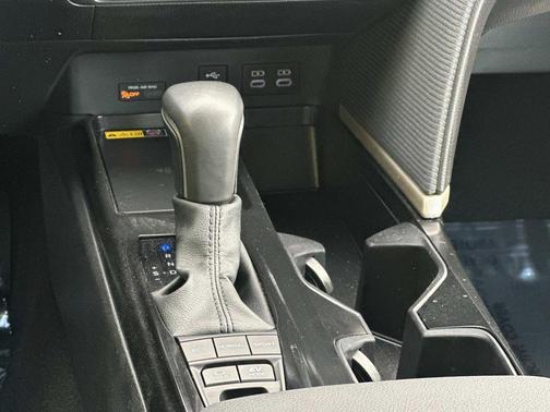 Midnight Black Metallic 2025 Toyota Camry SE