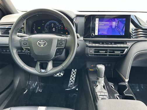 Midnight Black Metallic 2025 Toyota Camry SE
