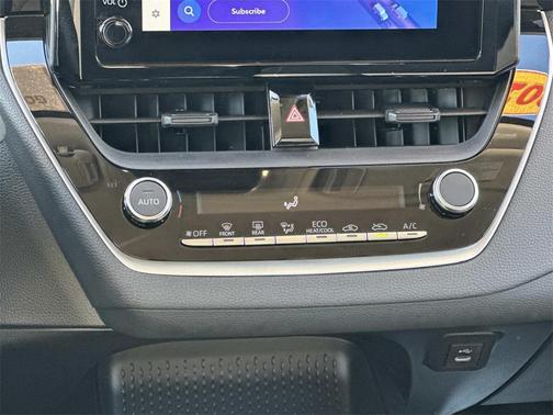 2025 Toyota Corolla Hybrid LE