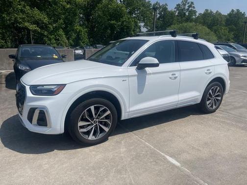 2023 Audi Q5 45 S line Premium Plus