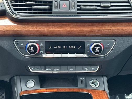 2023 Audi Q5 45 S line Premium Plus