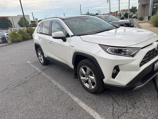 Blizzard Pearl 2021 Toyota RAV4 Hybrid Limited