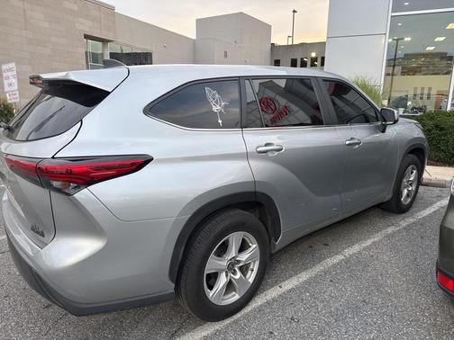 2023 Toyota Highlander L