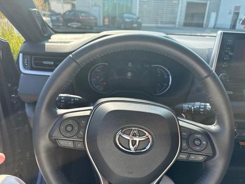 Blue Print/Midnight Black Metallic 2021 Toyota RAV4 Hybrid SE
