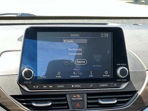 Super Black 2024 Nissan Altima 2.5 SV
