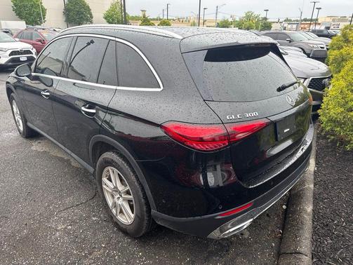 Black 2023 Mercedes-Benz GLC 300 4MATIC