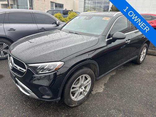 Black 2023 Mercedes-Benz GLC 300 4MATIC