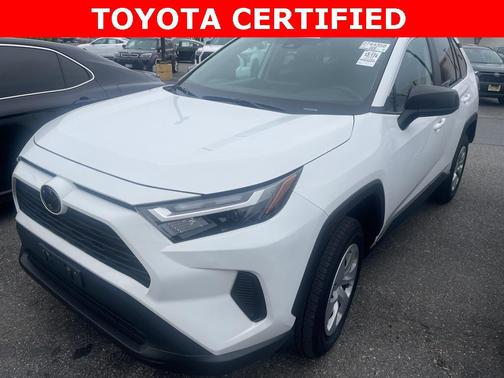 2024 Toyota RAV4 LE