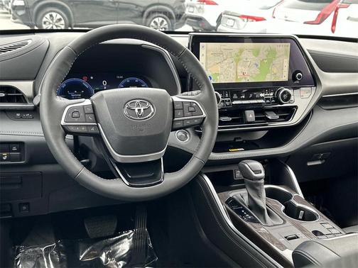 2023 Toyota Highlander Hybrid Limited