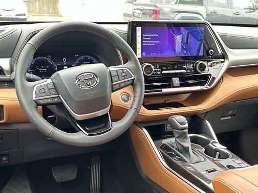 Heavy Metal 2026 Toyota Highlander Hybrid Platinum
