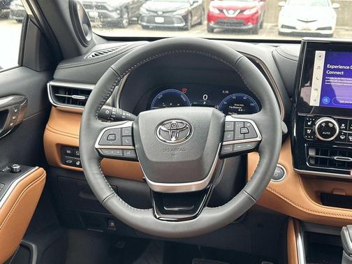 Heavy Metal 2026 Toyota Highlander Hybrid Platinum