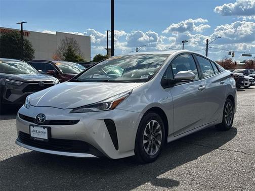 2021 Toyota Prius XLE