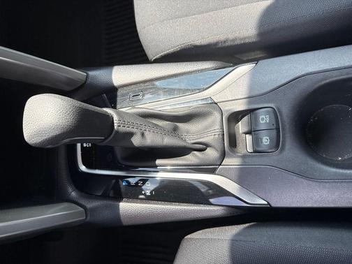 Blue Crush Metallic 2022 Toyota Corolla Cross LE