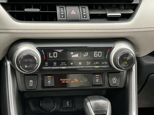 Silver Sky Metallic 2020 Toyota RAV4 XLE Premium