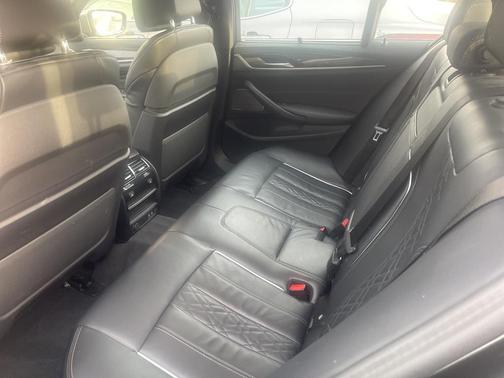 2023 BMW M550 i Xdrive