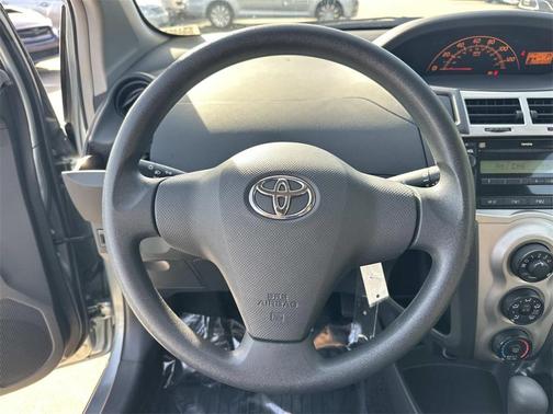 2009 Toyota Yaris Base