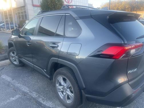 2023 Toyota RAV4 Hybrid XLE