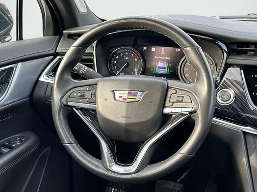 2023 Cadillac XT6 Premium Luxury AWD