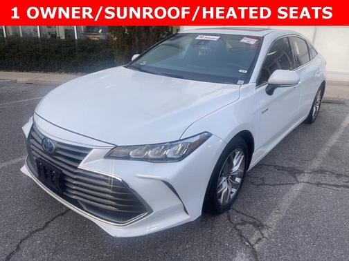 2021 Toyota Avalon Hybrid XLE Plus