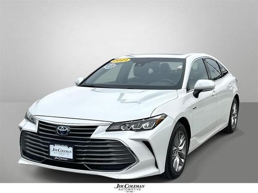 2021 Toyota Avalon Hybrid XLE Plus
