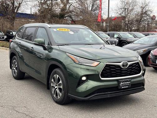 2024 Toyota Highlander XLE