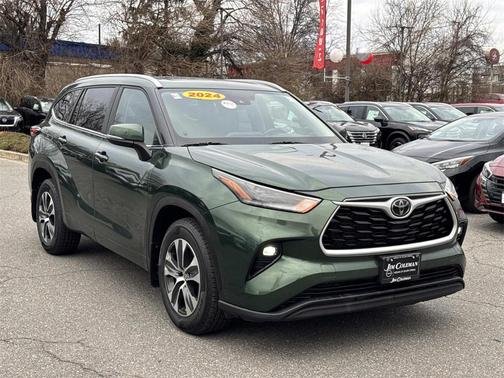 2024 Toyota Highlander XLE