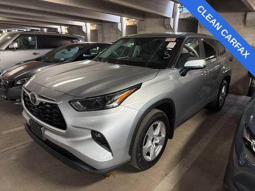 Celestial Silver Metallic 2023 Toyota Highlander LE