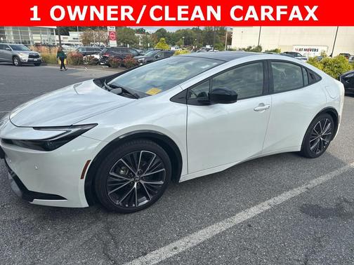 2024 Toyota Prius XLE