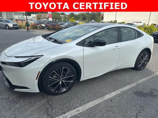 2024 Toyota Prius XLE