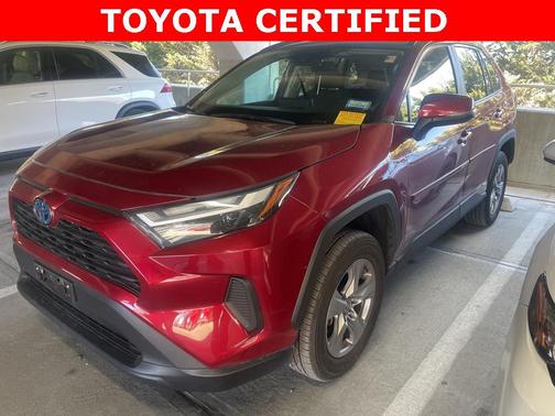 2024 Toyota RAV4 Hybrid XLE
