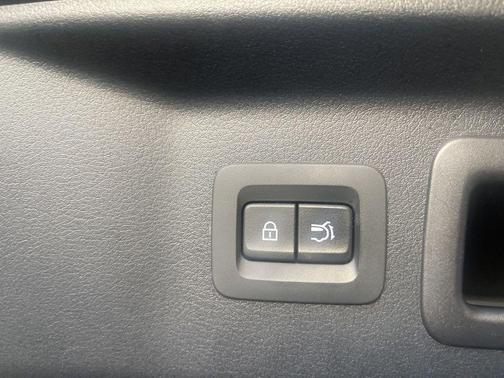 2024 Mazda CX-90 PHEV Premium