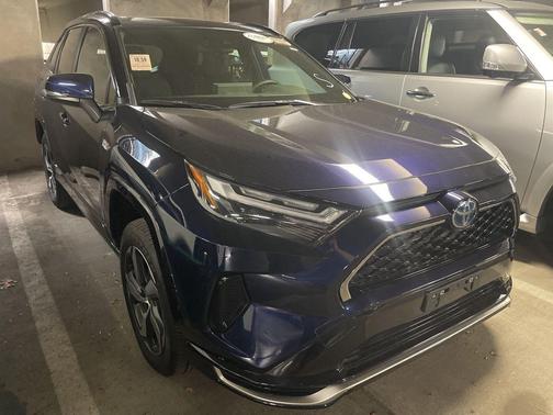 Blueprint 2024 Toyota RAV4 Prime SE