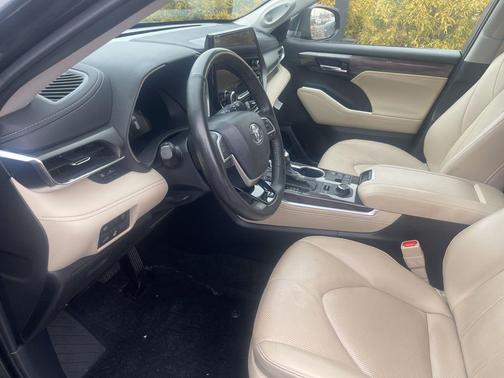 2024 Toyota Highlander Limited