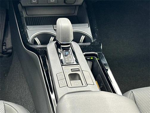 2025 Toyota Prius L