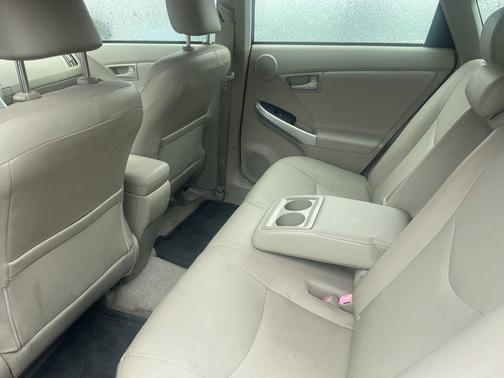 2010 Toyota Prius IV