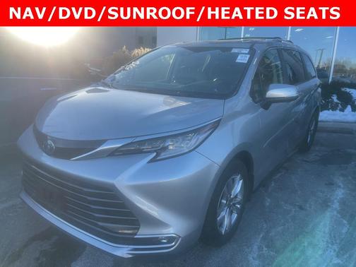 2023 Toyota Sienna Limited