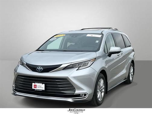 2023 Toyota Sienna Limited