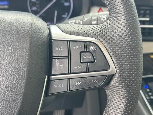 2023 Toyota Sienna Limited